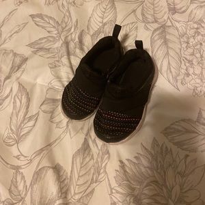 Toddler tennis shoes